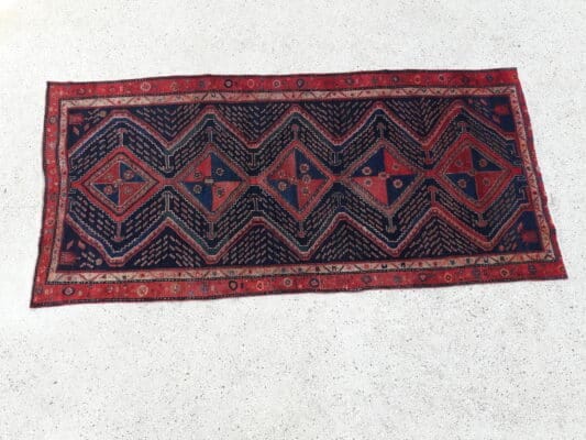 Long Carpet Red