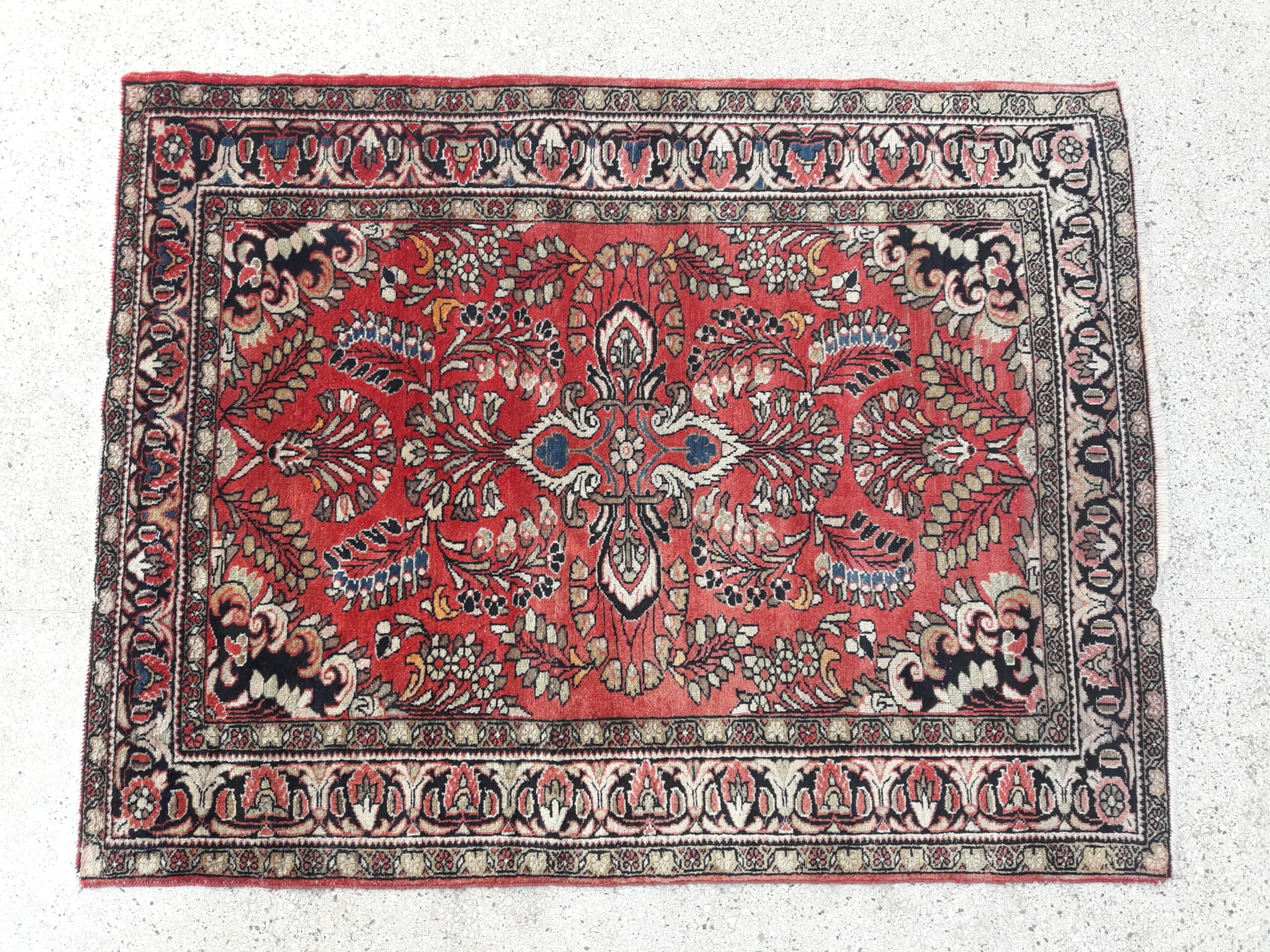 Red Bee Passion Carpet - Image 2