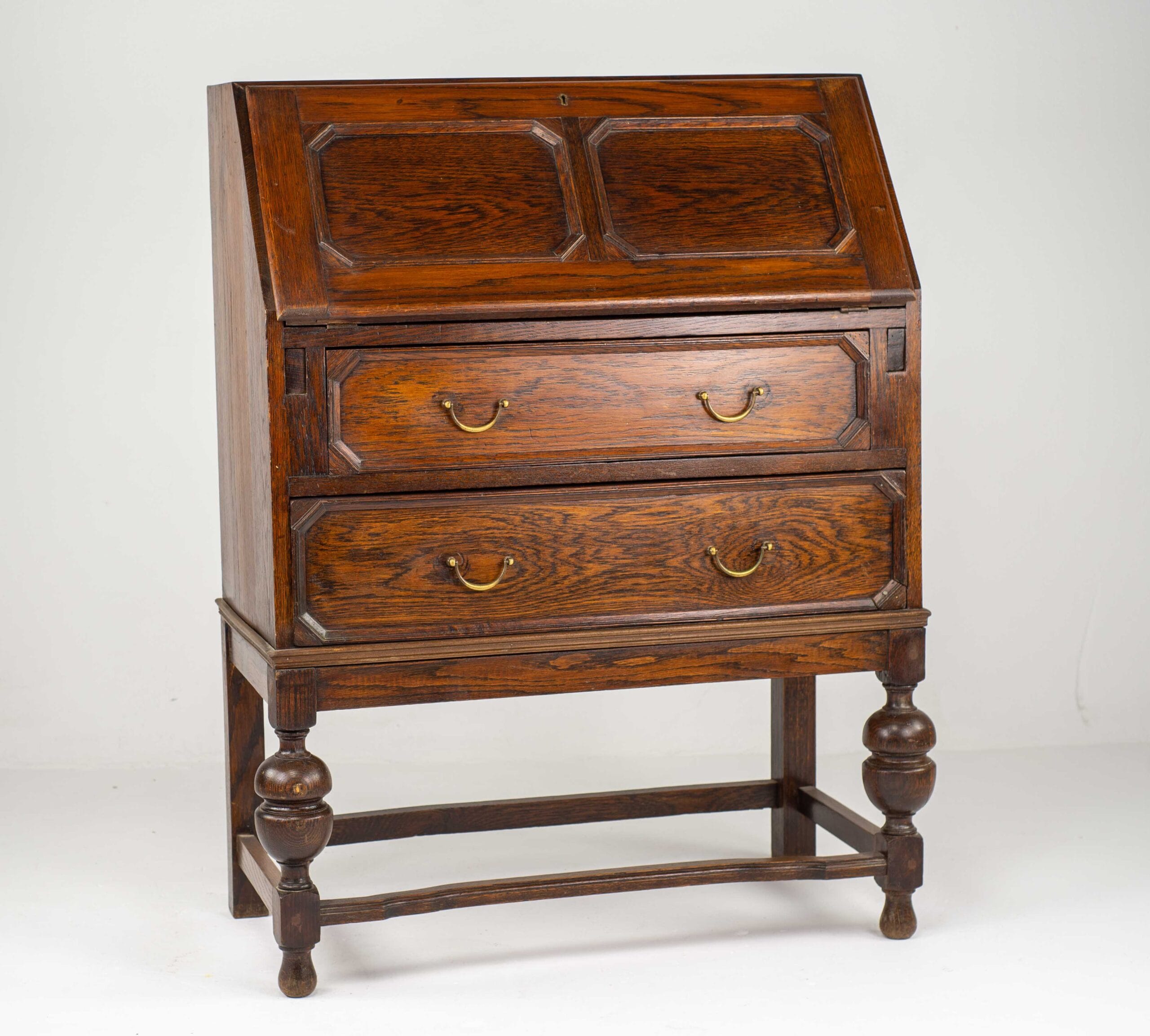 Εγγλεζικο Δρυινο Σεκρετερ