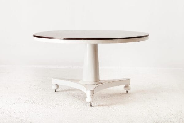 Round Victorian Table